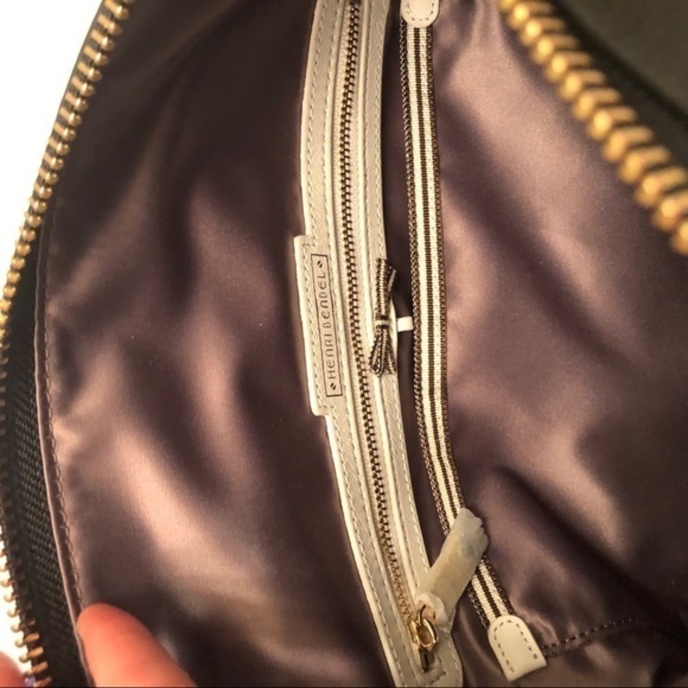 Henri bendel black leather soho messenger bag tags - Picture 11 of 16